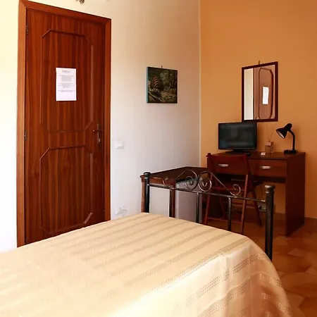 Hotel Il Cavaliere Trapani Exterior foto
